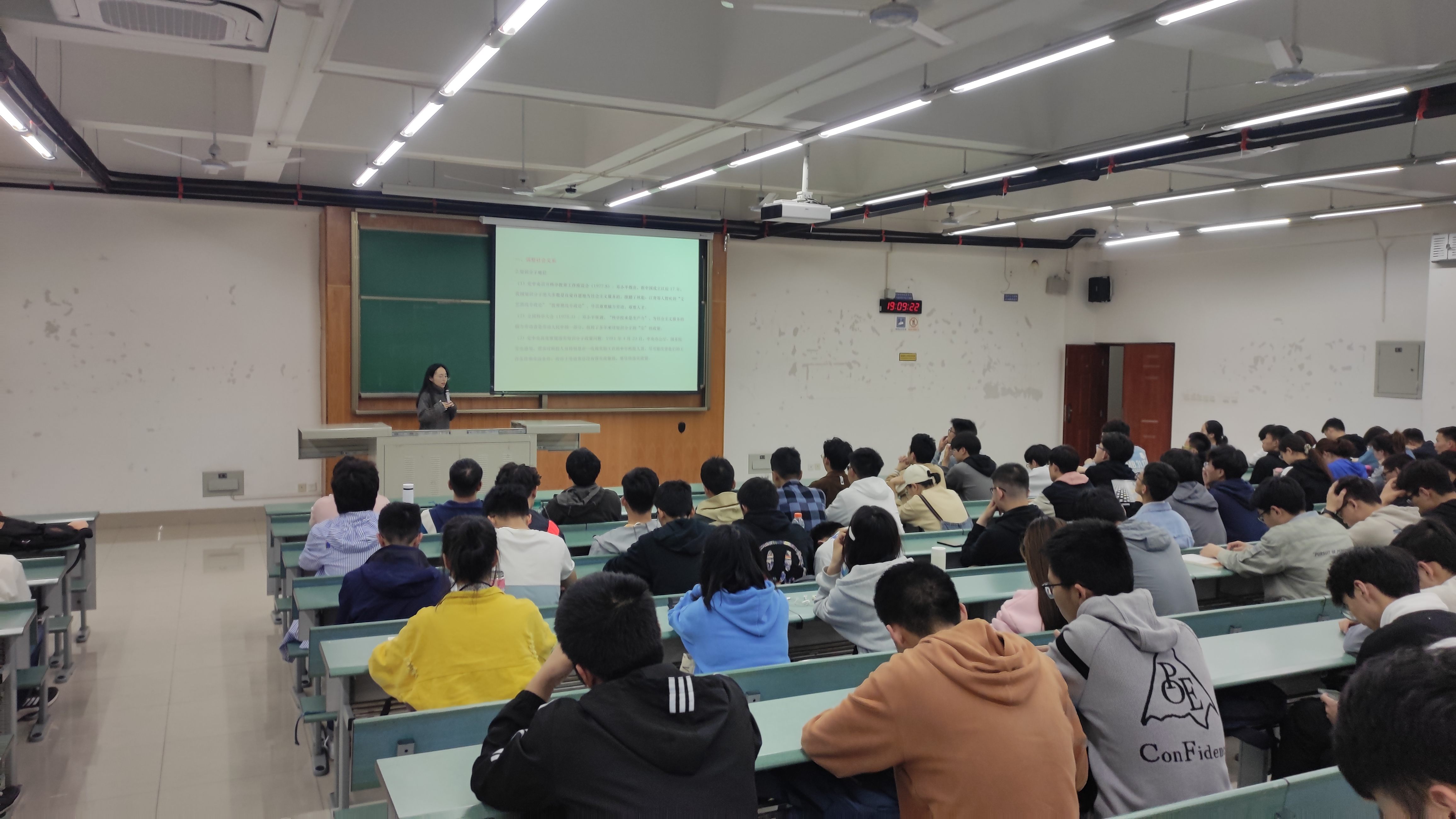 1618804557789050570.jpg 1618804557789050570.jpg