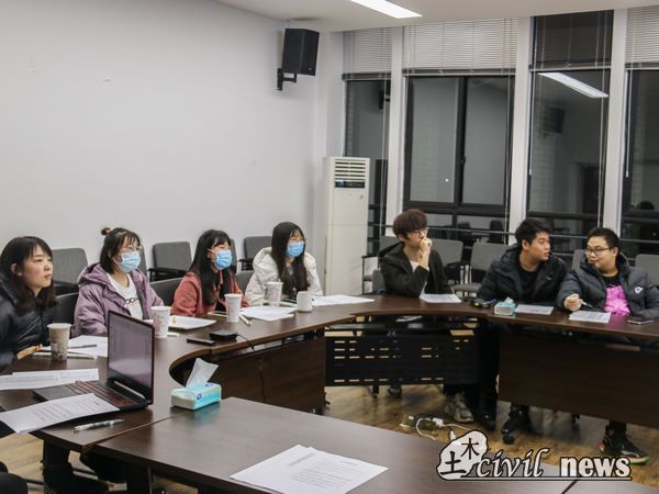 1637849462562060560.jpg 5.jpg