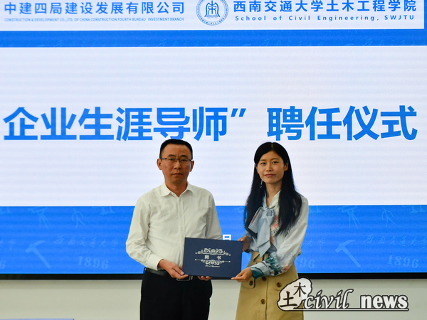 1621047513448083666.jpg _DSC4197.jpg