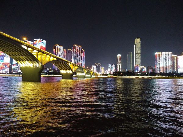 1662116208497024899.jpg 23.jpg