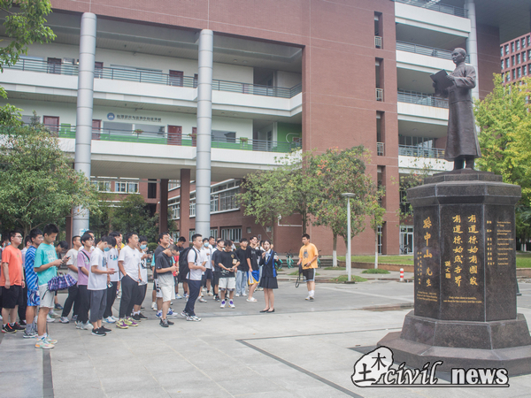 1661849280464026227.jpg 9.jpg