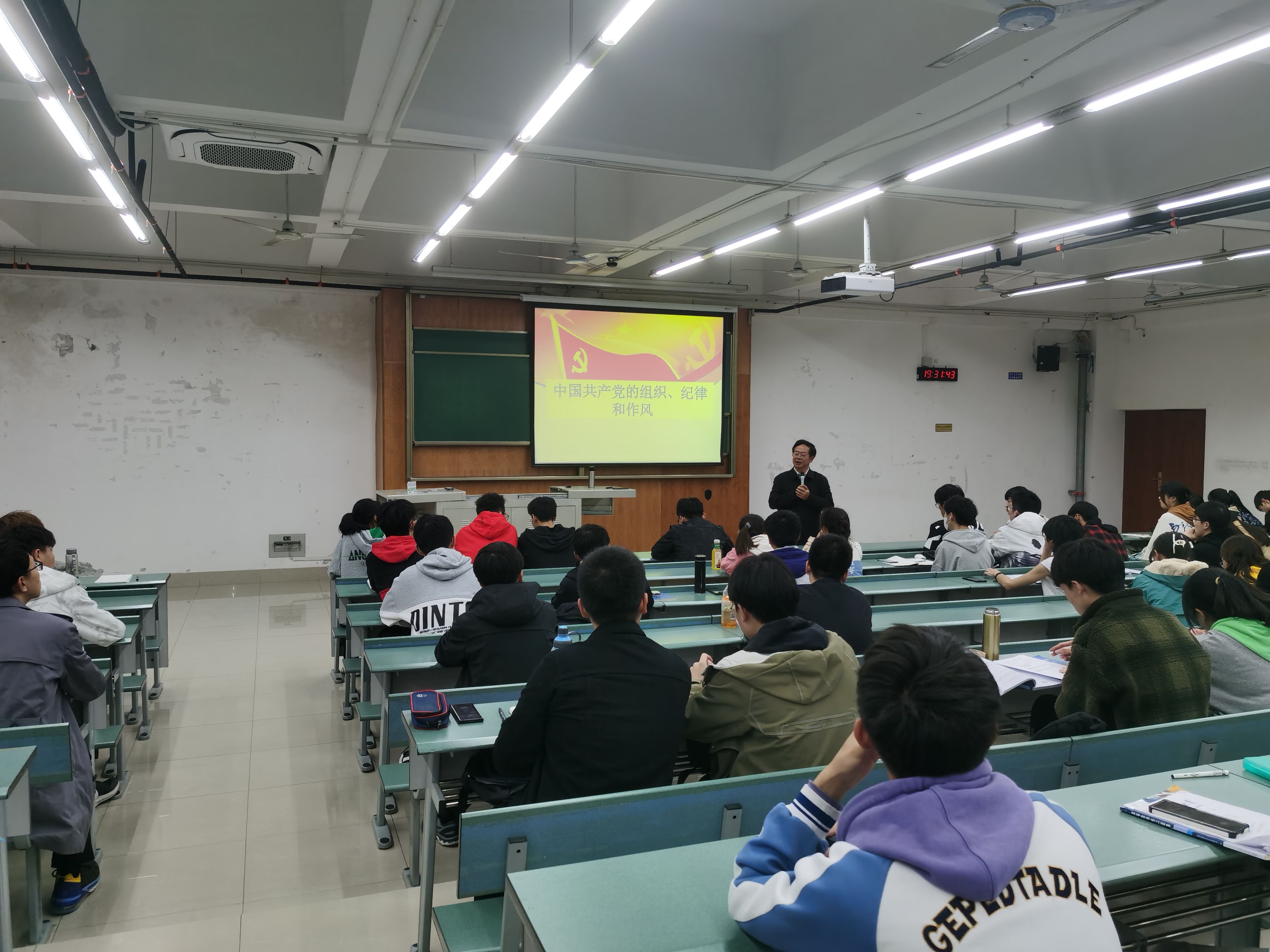 1649309869647034448.jpg 1649309869647034448.jpg