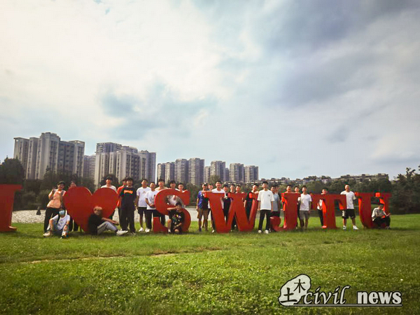 1630844478178043081.jpg 8.jpg