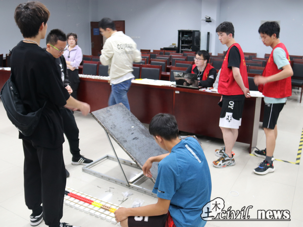 1621901399826028606.jpg 03.jpg