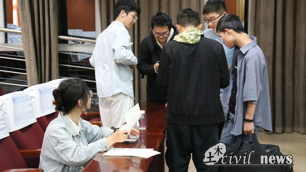 1618322217556045086.jpg 05.jpg