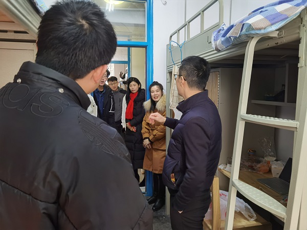 1643444556943043556.jpg 05.jpg